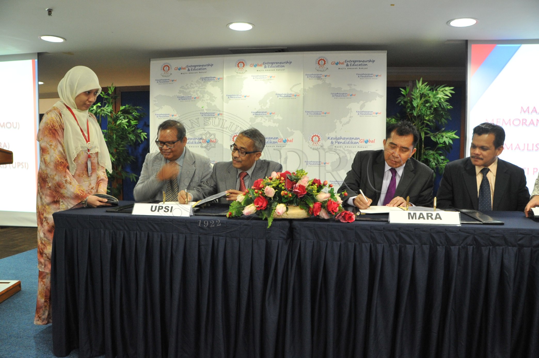 PRO 14 37 MARA PRO 4741